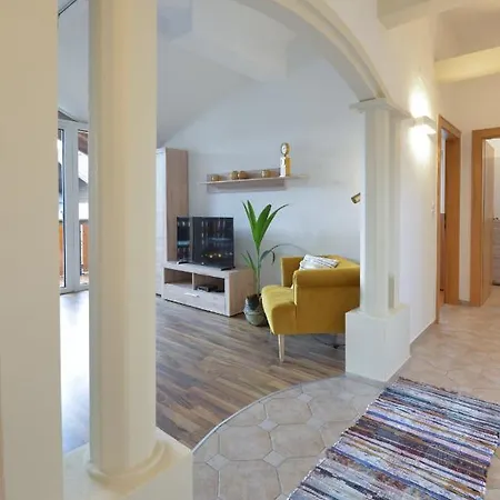 Klausner Kunterbunt Apartment *